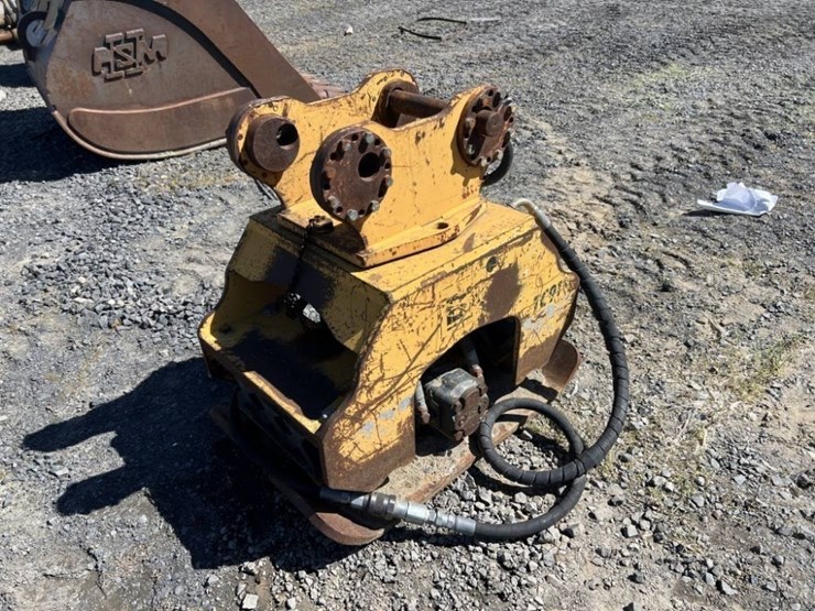 bti-tc91-plate-compactor-image-3