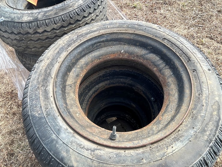 #10701-•-(8)-14.5"-trailer-house-tires-on-rims-image-7