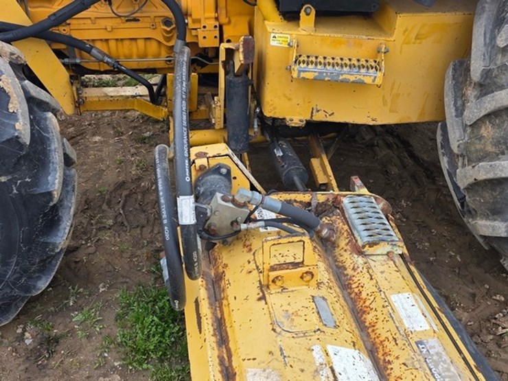 2006-new-holland-ts135a-image-16