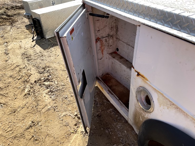 #3969-•-utility-truck-bed-image-22