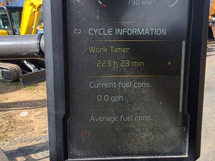 2018-volvo-sd115b-image-70