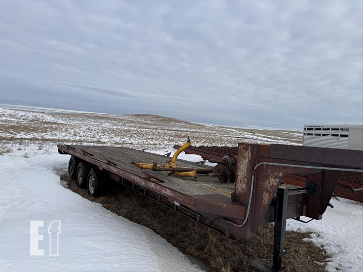 tidwell-24ft-flatbed-trailer-image-3