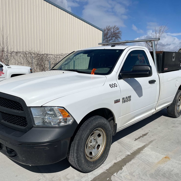 2015 DODGE 1500