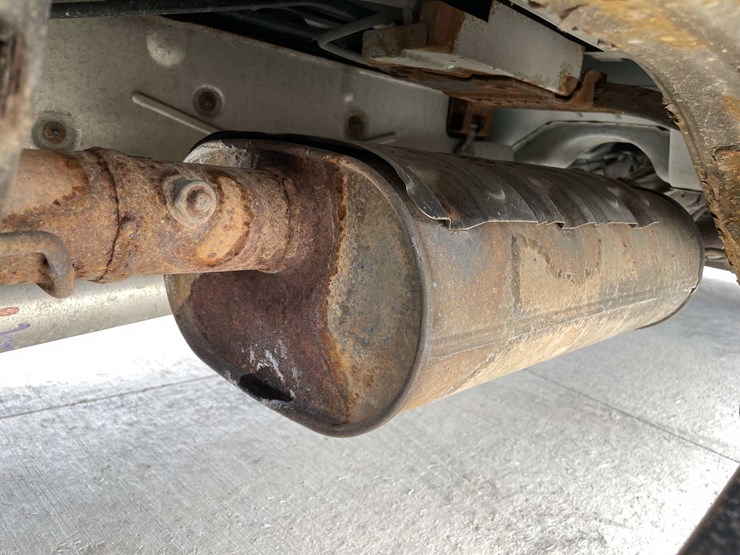 2015-chevrolet-1500-image-34