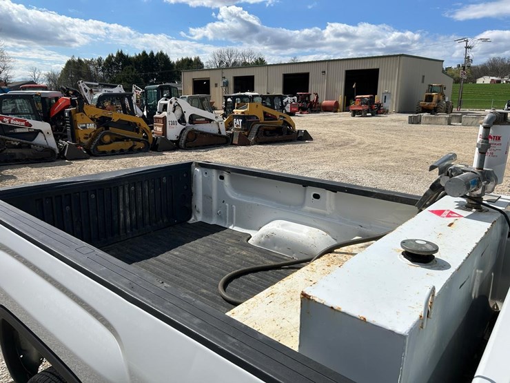 2017-gmc-sierra-1500-image-15