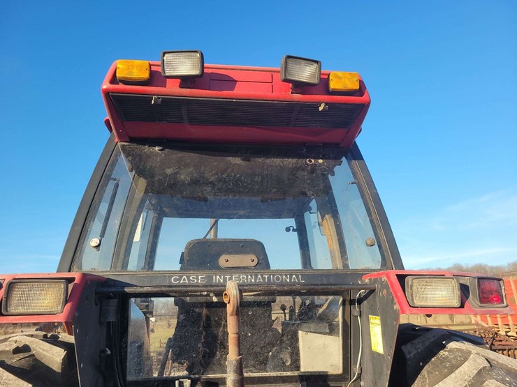 case-ih-5130-image-10