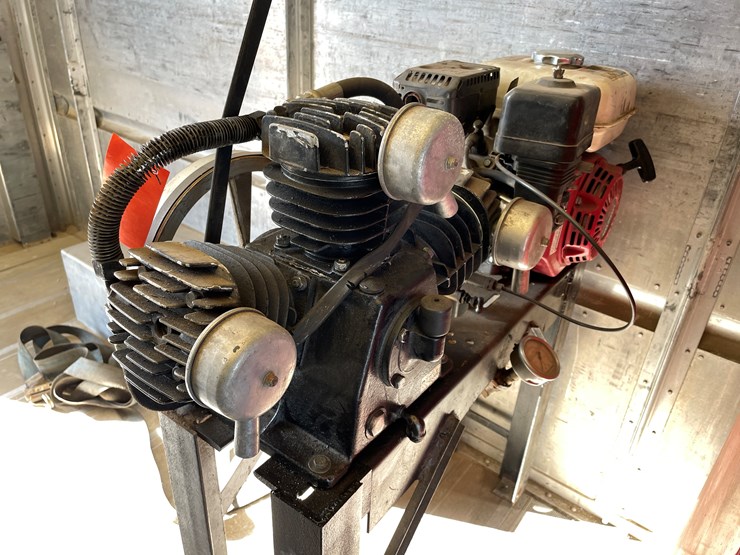 #10696-•-gas-powered-air-compressor-image-2