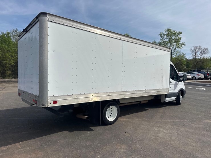 2015-ford-transit-image-5