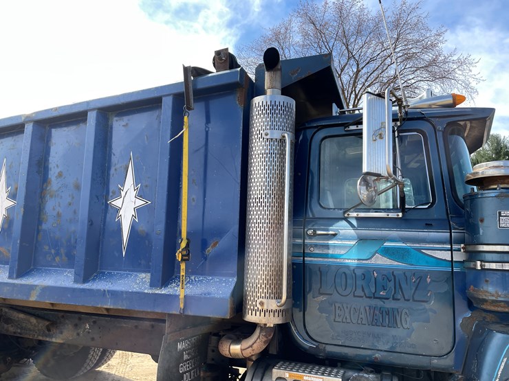 #401-•-1991-mac-rb688s-dump-truck-(has-mn-title)-image-20