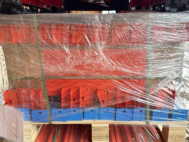 40-ft,-6-section,-heavy-duty-storage-shelves-image-2