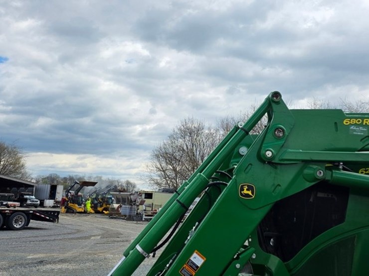 2021-john-deere-6230r-image-49