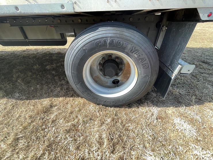 #157-•-2019-wabash-single-axle-semi-trailer-(has-wi-title)-image-20