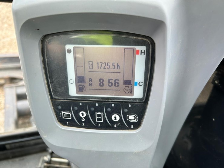 2016-kubota-kx040-4-image-20