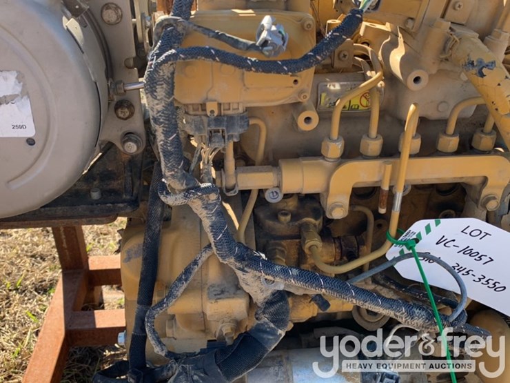 caterpillar-236d-image-15