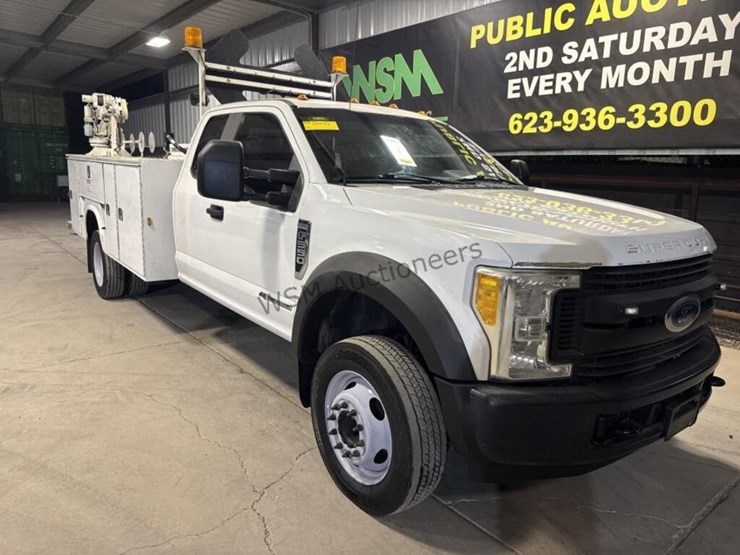 2017-ford-f550-image-2