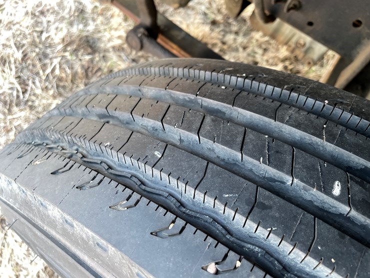 #164-•-2005-freightliner-box-truck-(has-wi-title)-image-44