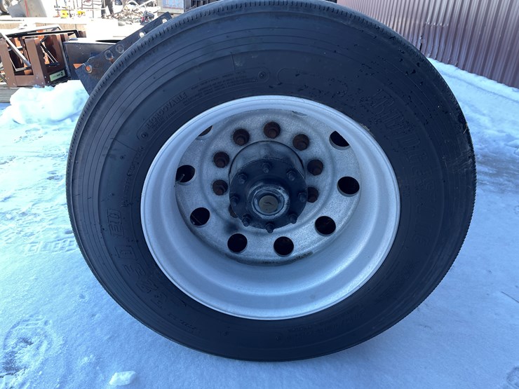 #3944-•-dual-wheel-tag-axle-image-14