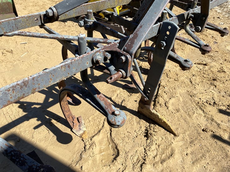 #3967-•-3-point-cultivator-image-12