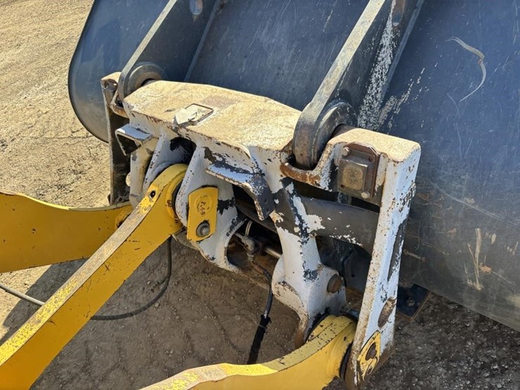 2018-komatsu-wa270-8-image-13