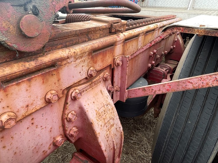 1987-peterbilt-379-image-28