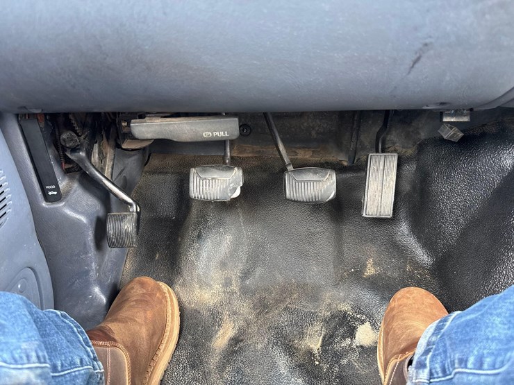 1999-ford-f350-image-30