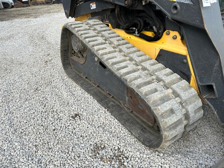 new-holland-c190-image-12