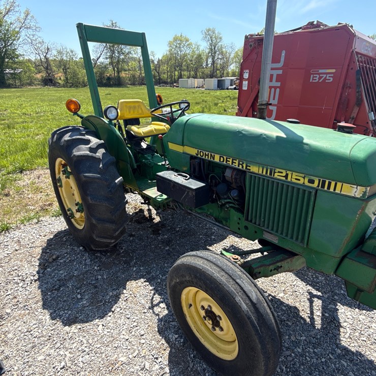 JOHN DEERE 2150