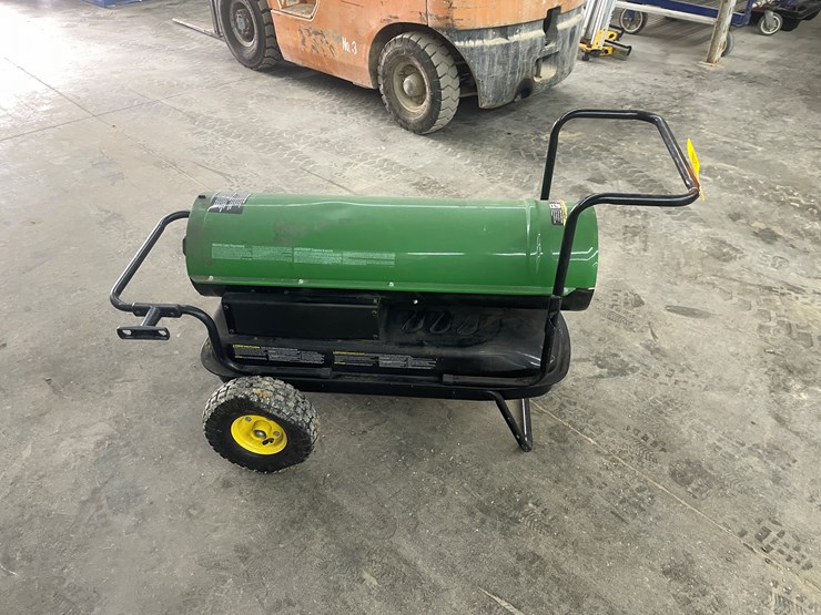 john-deere-135-image-4