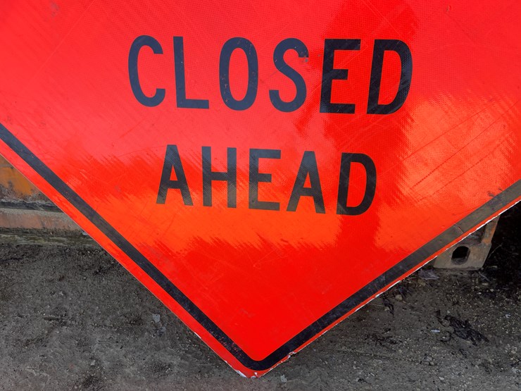 #3935-•-retired-fiberglass-road-signs-image-5