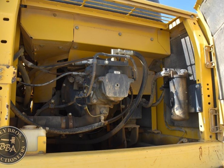 2013-komatsu-pc360-lc-10-image-53