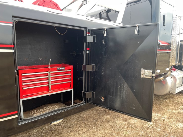 1989-peterbilt-379-image-42