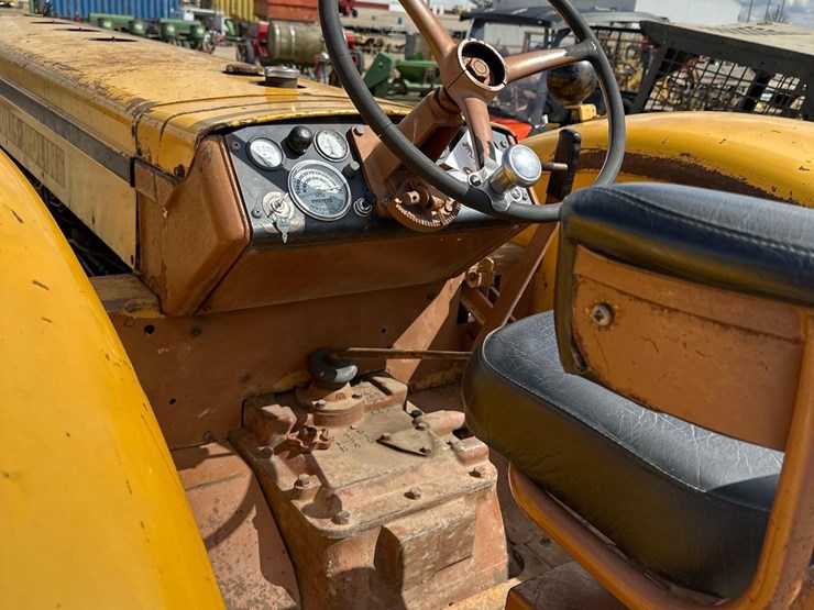 minneapolis-moline-g705-image-10