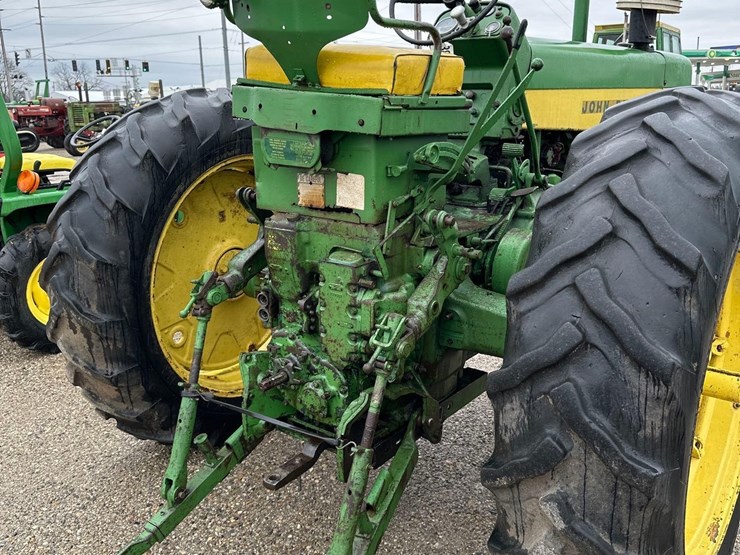 john-deere-730-image-9