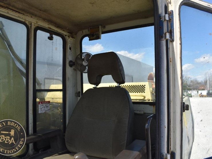 komatsu-pc300-5k-image-49