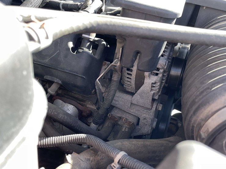 2017-chevrolet-1500-image-71