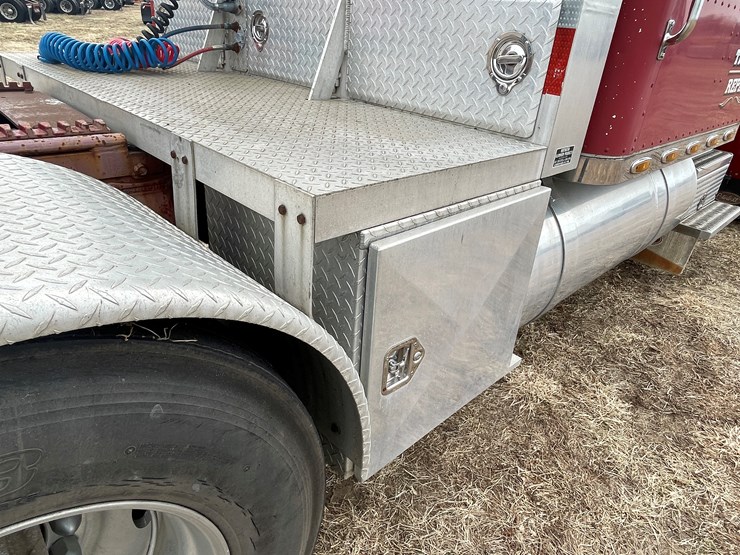 1987-peterbilt-379-image-35