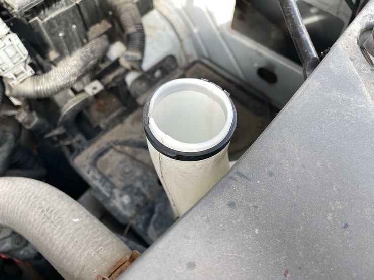 2014-chevrolet-1500-image-17