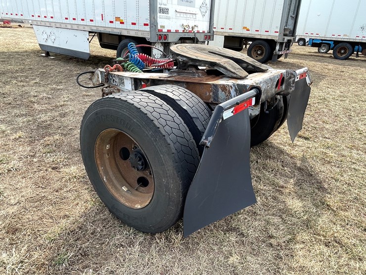 1983-fruehauf-semi-image-7