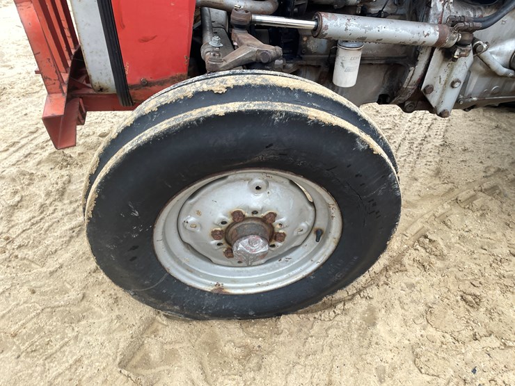 massey-ferguson-230-image-70