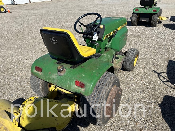 john-deere-216-image-8