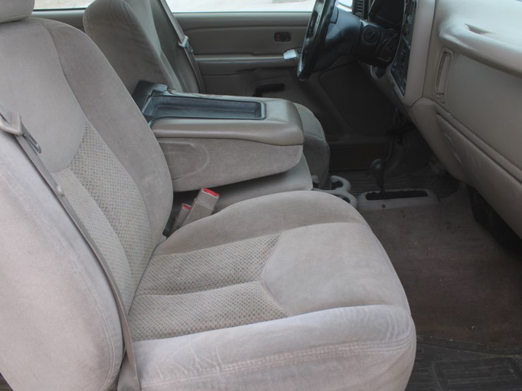 2005-chevrolet-2500-image-20