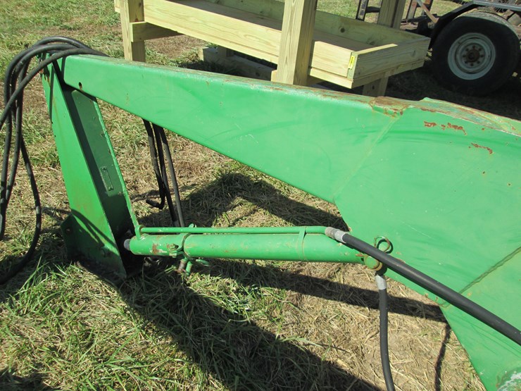 john-deere-148-image-8