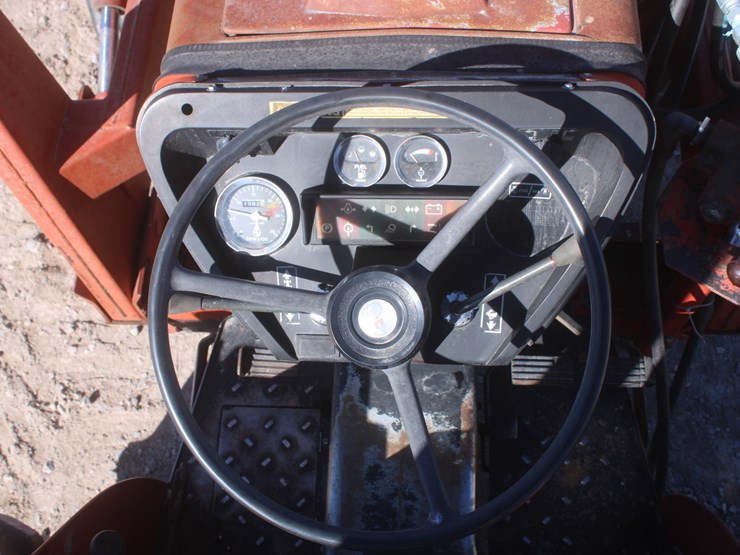 1989-case-ih-685-image-36