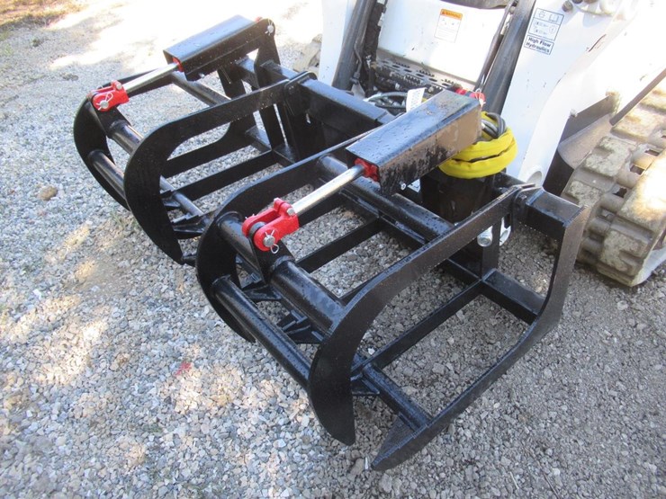 wildcat-68"-skid-steer-root-grapple-image-1