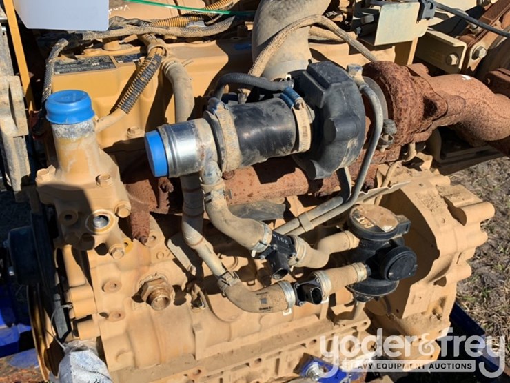 caterpillar-246d-image-16