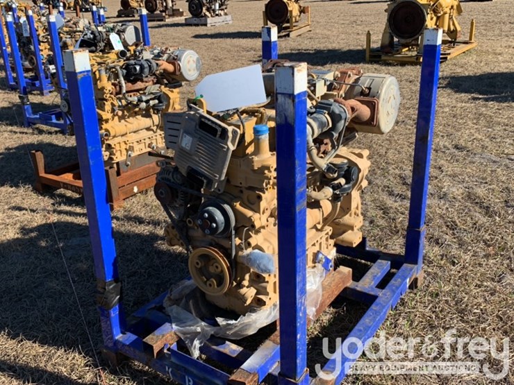 caterpillar-246d-image-1