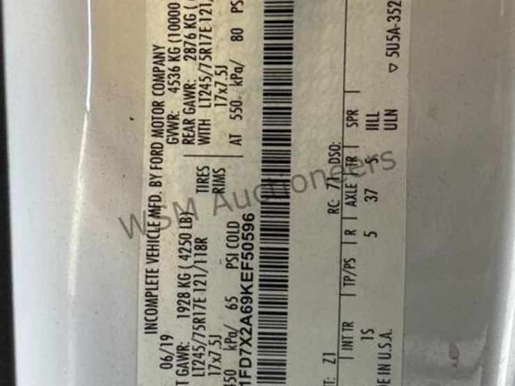 2019-ford-f250-image-16