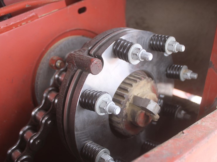 hesston-4910-image-70