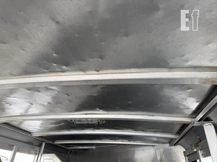 2001-featherlite-16-ft-image-31