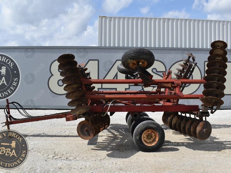 international-496-image-2